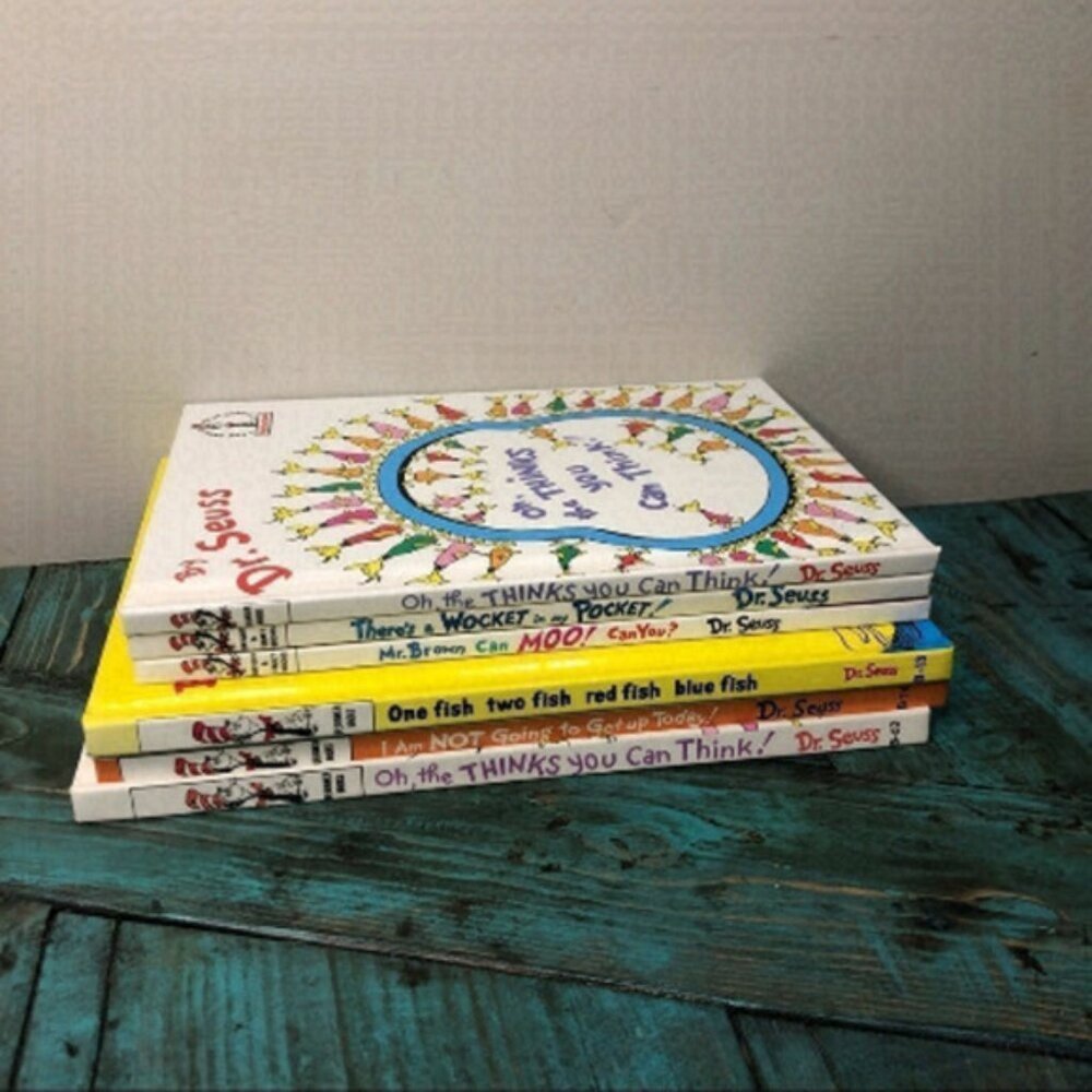 VINTAGE Lot of Dr. Suess Books